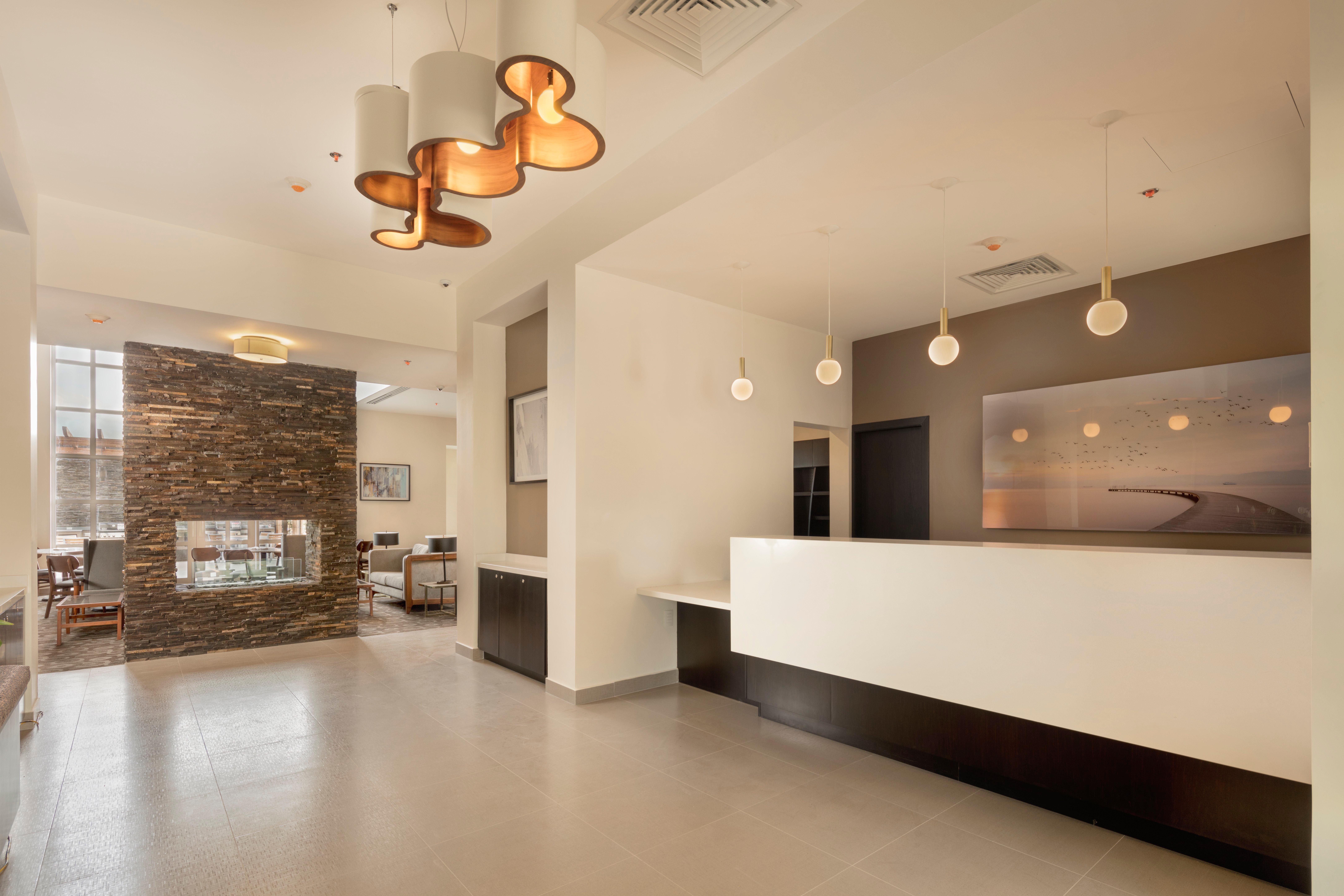 Staybridge Suites Silao By Ihg Екстер'єр фото