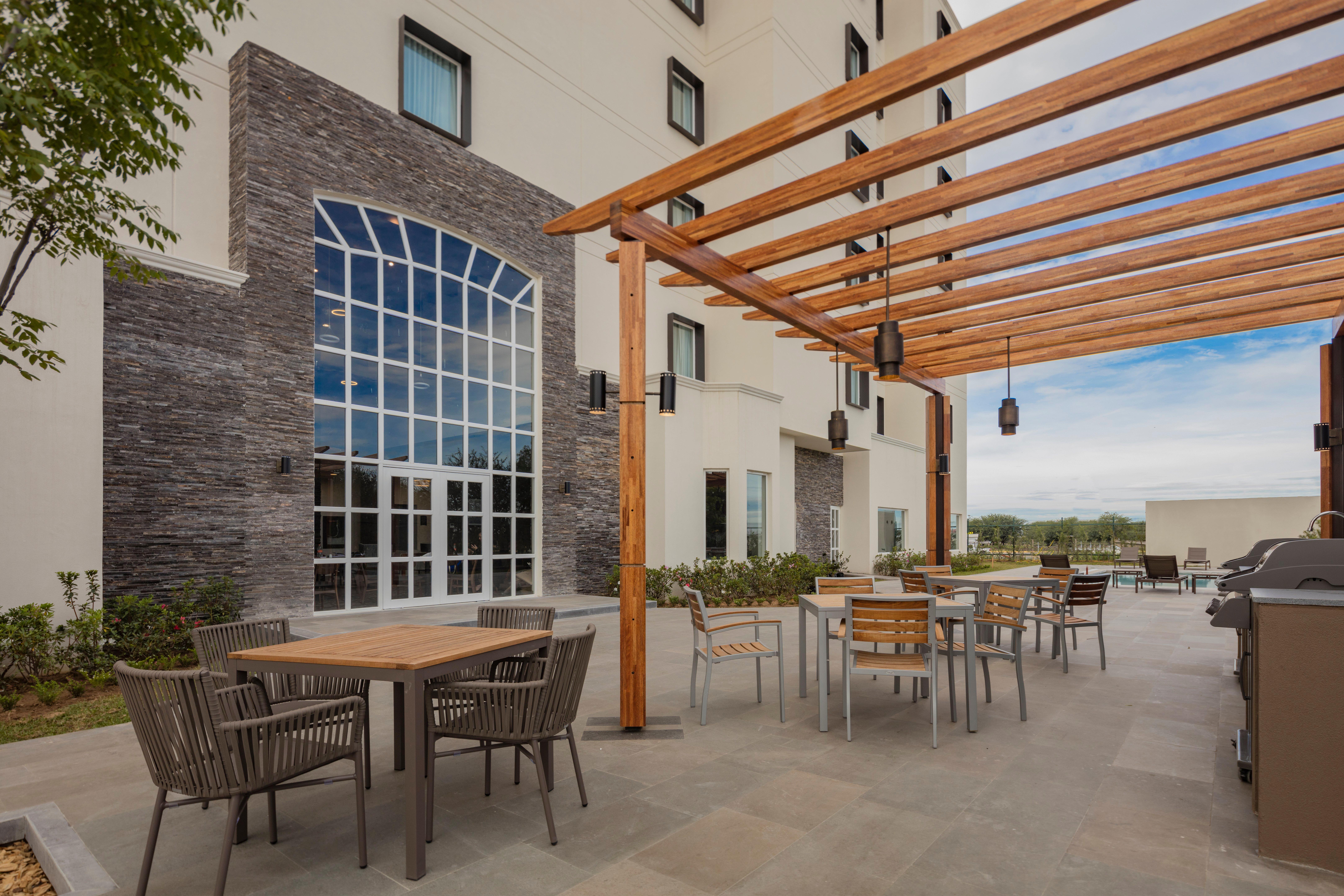 Staybridge Suites Silao By Ihg Екстер'єр фото